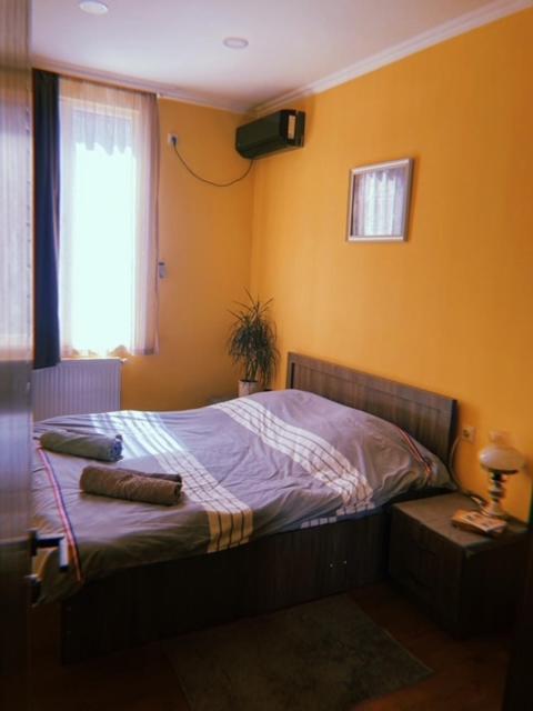 Home Away Home In Heart Of Tiflis Exterior foto